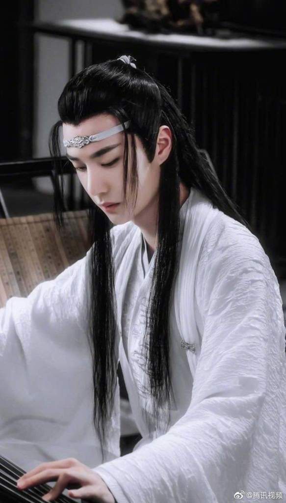 Next, we have Lan Wangji, aka Lan Zhan, aka Hanguan-Jun, aka second of the Twin Jades of Lan. He is upright, talented, virtuous, aloof and stone cold horny for Wei Wuxian.