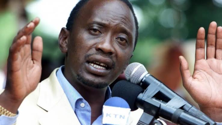 andivamorgan's tweet photo. What has President Uhuru Kenyatta done with this curfew and lockdown to ensure we curb Covid19 for good? Average testing is still at 2-3K, Vaccination is facing massive incompetence.
Incompetent Government this is!
#okaforunity #ICCLoading #UnlockOurCountry https://t.co/xK963li2Pj