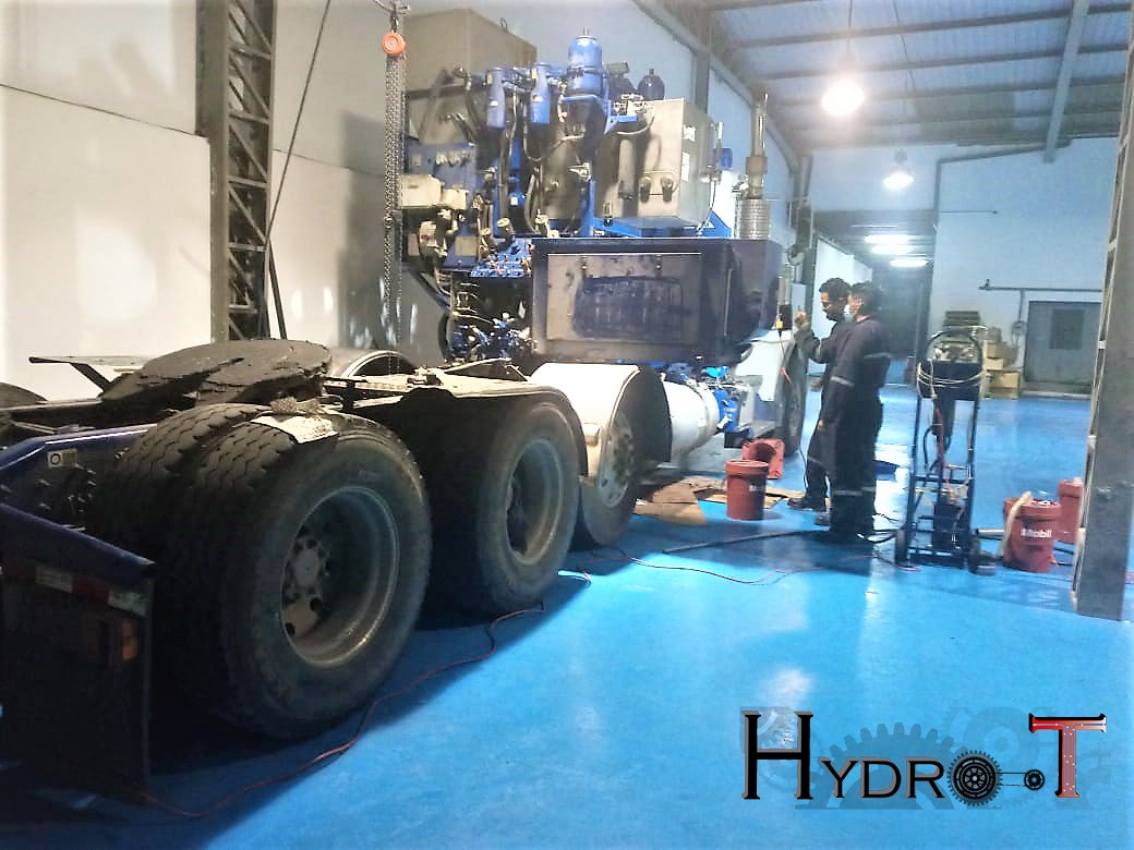 Hydro__T's tweet photo. "Al que madruga.." 👌
@Hydro__T ⚙ #ServicioDeExcelencia 
📩 jjaramillo@hydro-t.com
.
.
.
#HydroT #hidraulico #hidraulica #mantenimiento #montajemecanico #automatizacion #hidraulicamovil #hidraulicaindustrial #mecanica #sistemadefiltracion #industria #mantenimientopreventivo https://t.co/n8sVsuVNIg