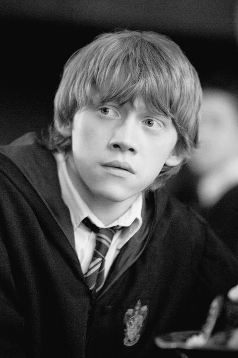 ⋅

ㅤㅤㅤㅤㅤㅤϟ⋮ 𝐁𝐔𝐒𝐂𝐀𝐌𝐎𝐒:

ㅤㅤㅤㅤ» Ron Weasley.
ㅤㅤㅤㅤ» Septimo Curso. 
ㅤㅤㅤㅤ» 1 año después de la batalla. 
ㅤㅤㅤㅤ» Importante para trama.

¿ ♡ + ↺ ?