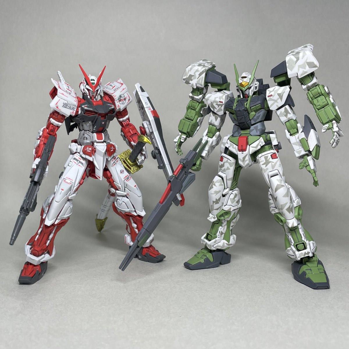 AK_I в X: „全塗装の1/144 HG #ガンダムアストレイグリーン AK_I в X: „全塗装の1/144 HG #ガンダムアストレイグリーン