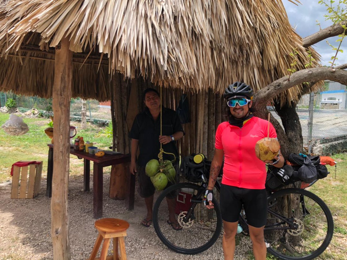 mmdeportesmx's tweet photo. Ex Triatleta Regiomontano inicia recorrido por todo México en bicicleta 🚴‍♂

➡https://t.co/JZHHyeOUUz https://t.co/5QPGZ5xVg0