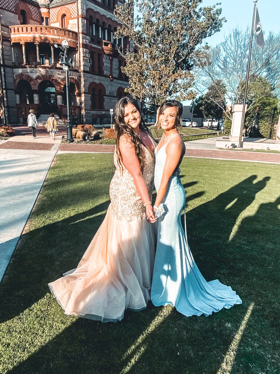 AllenLaiken's tweet photo. PROM🤩 https://t.co/tCJbjFN29b