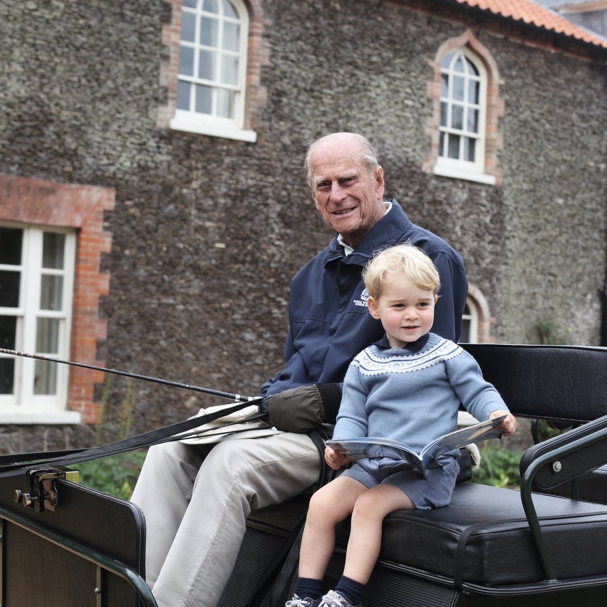 hrhKateVictoria's tweet photo. "My grandfather was an extraordinary man and part of an extraordinary generation."

A message from The Duke of Cambridge following the death of The Duke of Edinburgh: https://t.co/4wAfG0MuGJ… https://t.co/ZZJF8PWqNh