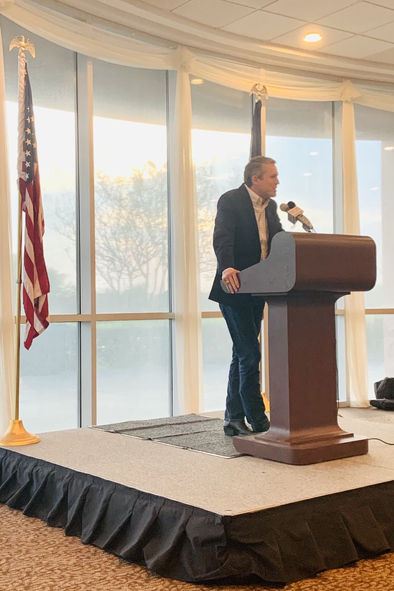 brianeharrison's tweet photo. So great visiting with supporters, friends, and neighbors tonight at the Ellis county #TX06 forum about the need to send a hometown candidate and proven conservative fighter to Congress! https://t.co/lk3y6JeVyb