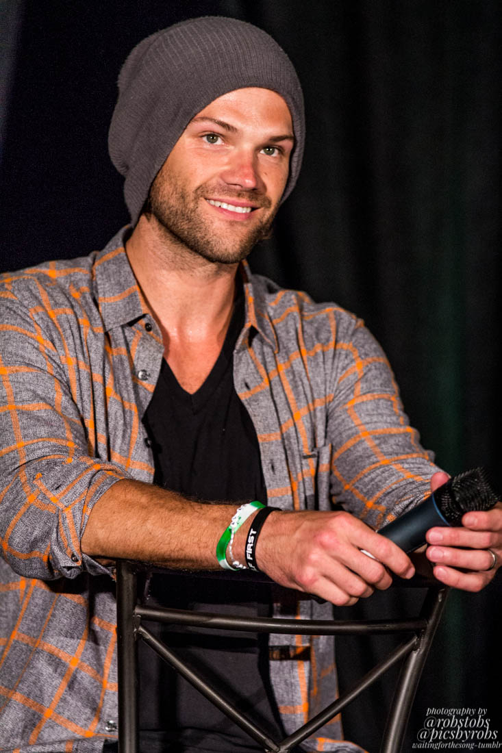 picsbyrobs's tweet photo. .@jarpad β Salute to Supernatural Dallas 2016 #dallascon #dallascon2016 #spndallas #jaredpadalecki https://t.co/zrPpHXA8X9