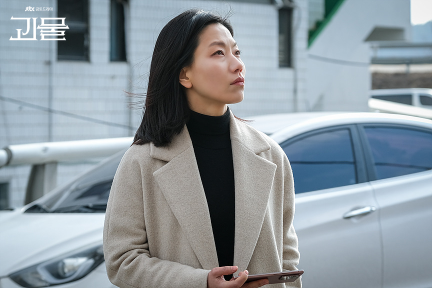 김신록, <어느 날> 합류. BBC <크리미널 저스티스>를 한국 정서에 맞춰 리메이크한 작품으로, 한 살인 사건을 둘러싼 두 남자의 치열한 이야기를...