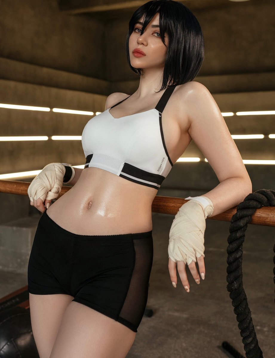 Hey, it's time to workout together ✊🏻🔥

#ShingekiNoKyojin #MikasaAckerman #cosplay https://t.co/5Z0GAZhmep