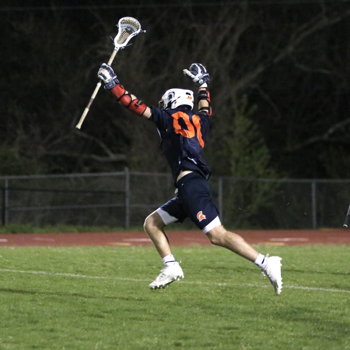 SpartansSummit's tweet image. And that’s a WINNER! GWG by Ryan Simoneaux with :02 remaining. Final Score: Summit 6, Wilson Central 5. Spartan Goals by Bridger Pope (4) and Ryan Simoneaux (2). #oneteam #summit #spartans #lax