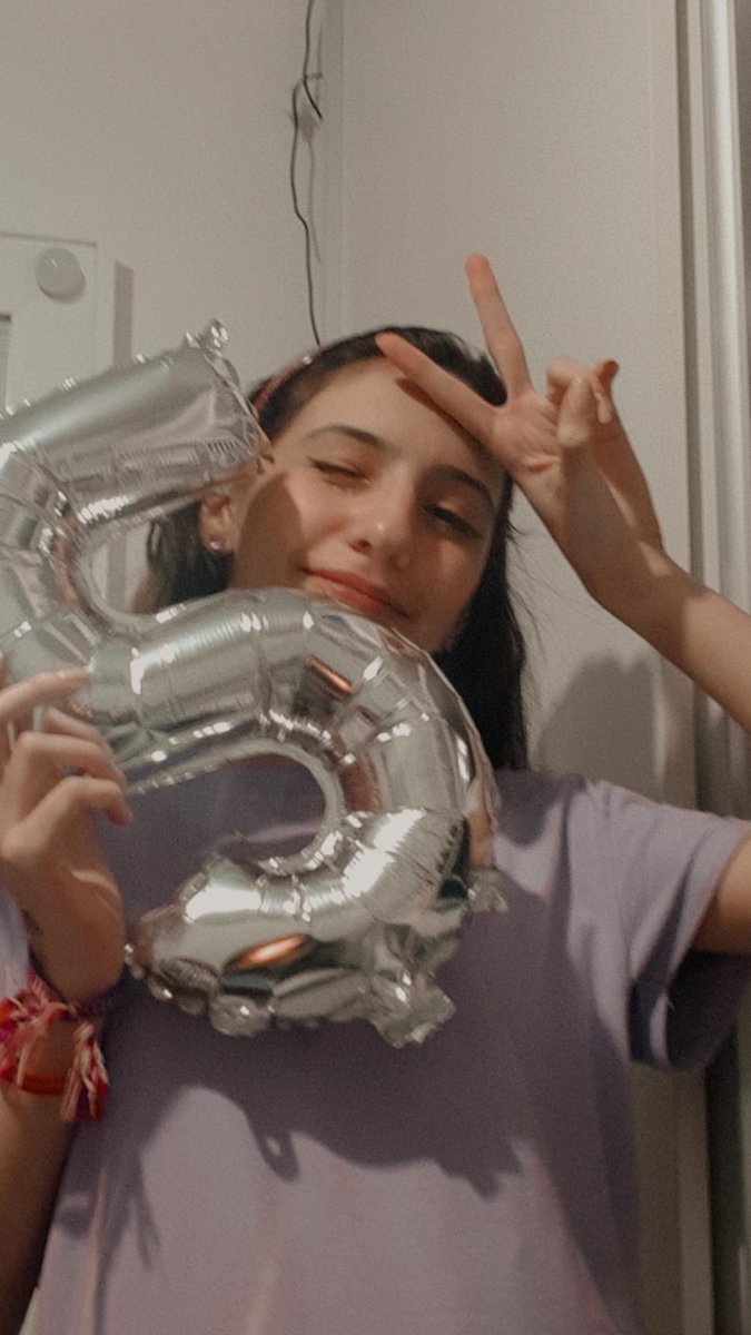 dreamminty's tweet photo. 5 motivos pra você ver minha live
1- conteúdos diversos 
2- minha dicção é horrível
3-levo susto com follow ou qualquer barulho 
4- amo conversar e refletir com o chat
5-você ainda não seguiu??? https://t.co/uCdWdkOfDK https://t.co/iCcVeSP5rk