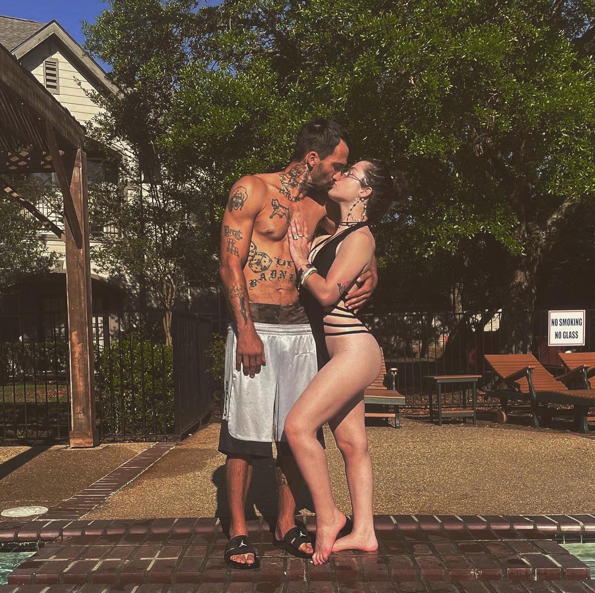 VictorKilgen's tweet photo. My boo thang 💋🖤🤍🌪😈 https://t.co/4acSetpYWk