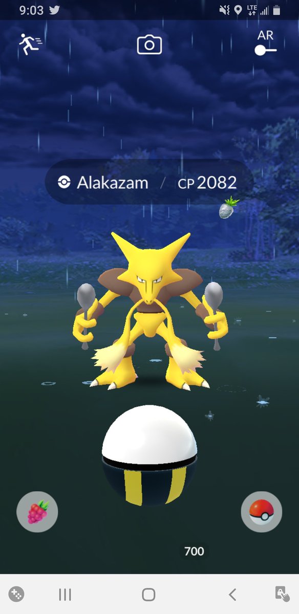 datgoodoleboy's tweet image. Last catch of the 1,510 was this wild spawn 2082cp Alakazam.
#ShinyMew #KantoEvent @PokemonGoApp
