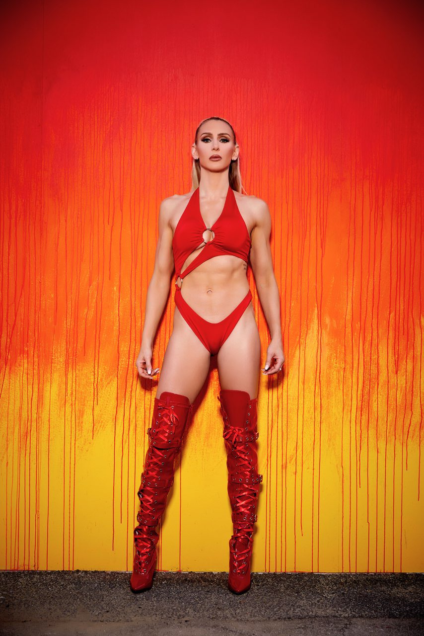 Charlotte Flair Returns On WWE Raw; Shows Devil Side On Twitter 3