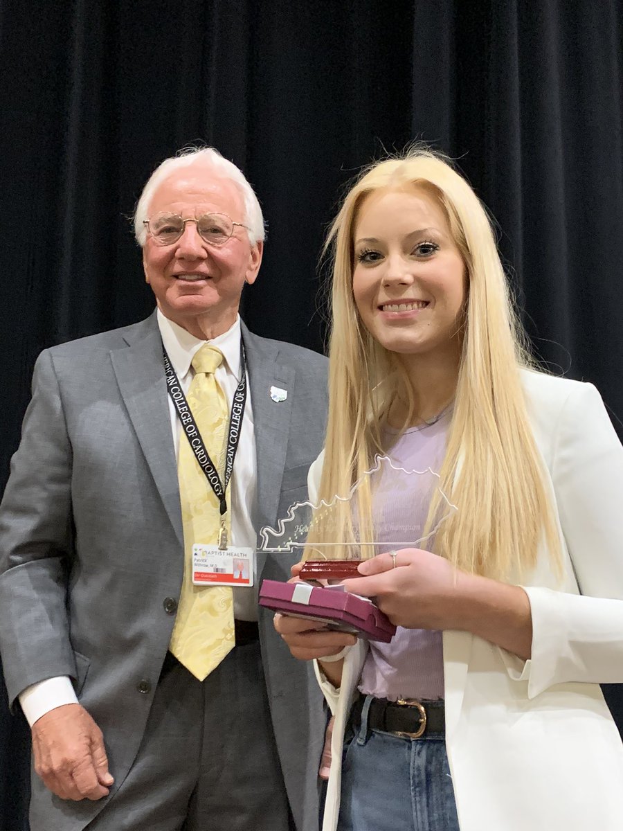MCPSchools's tweet photo. @McCrackenCounty junior, Abby Hefner was presented a Healthy Kentucky Policy Champion award and gift certificate this morning at MCHS.  Abby was recognized for her work educating her peers and the public about the dangers of vaping and e-cigarettes. https://t.co/aSiE8Ocs33