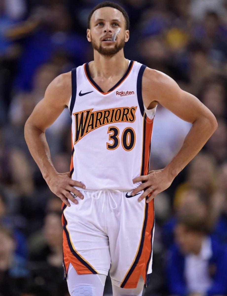 GSWarriorsSui's tweet photo. Il est officiellement le meilleur marqueur de l’histoire de la franchise.

Stephen Wardell Curry https://t.co/nii3vbp8UT