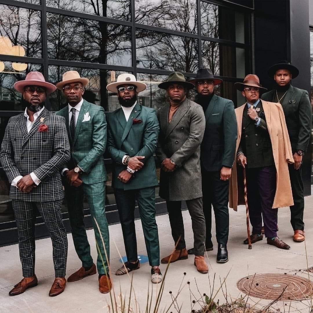 AuthorJoeNBrown's tweet photo. Black men are constantly being murdered at the hands of white police officers... but African American men matter too. #BlackLivesMatter #BlackMenMatter #BLM #PoliceReform #EducatedMen #BlackTwitter #BlackMenRock https://t.co/9m7C7o9b2Q