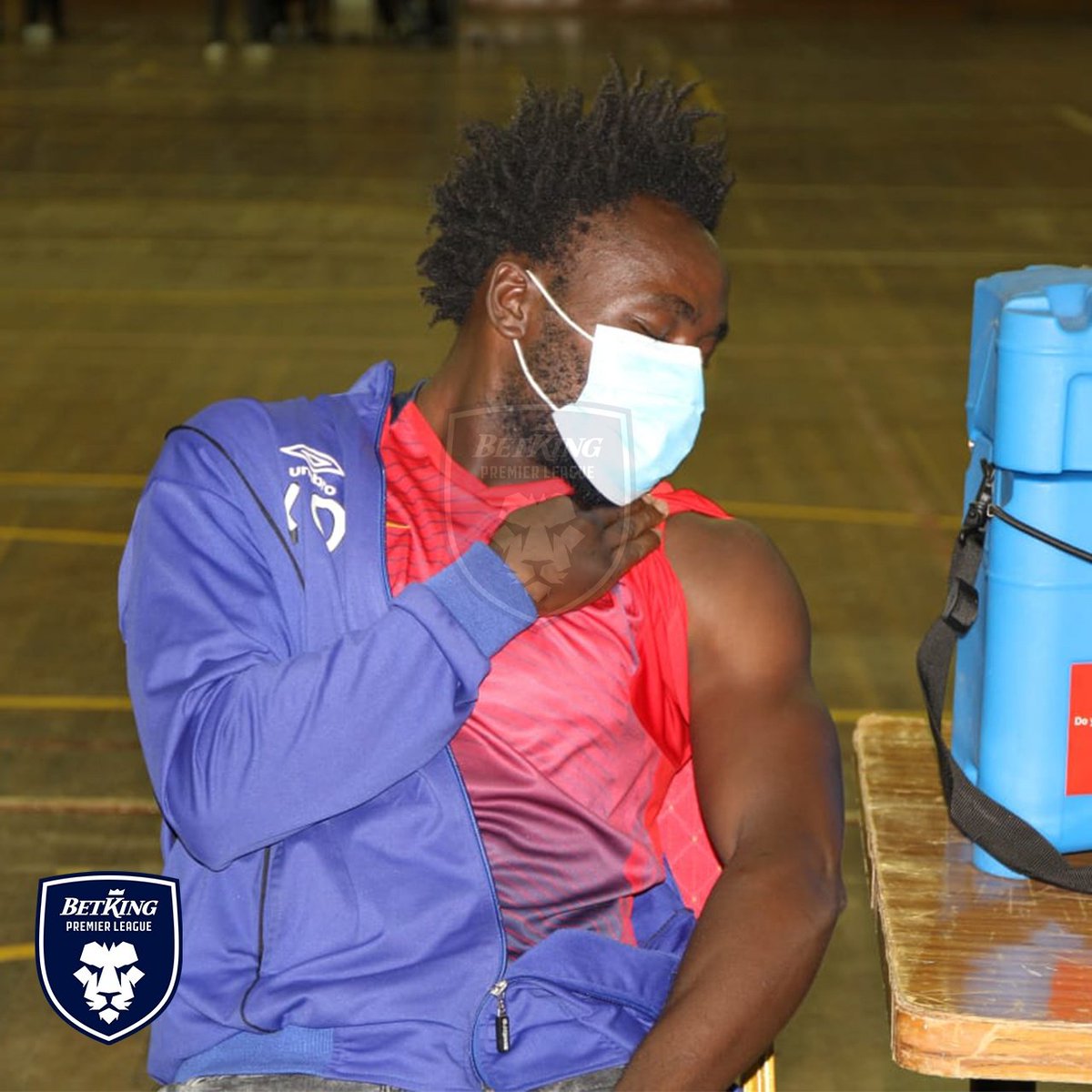 michezoafrika's tweet photo. VACCINE!
Players from various sporting disciplines continue to receive their COVID-19 jabs courtesy of the Ministry of Sports, Culture &amp; Heritage, Ministry of Health and the Nairobi Metropolitan Services https://t.co/ROi4XbzVBW