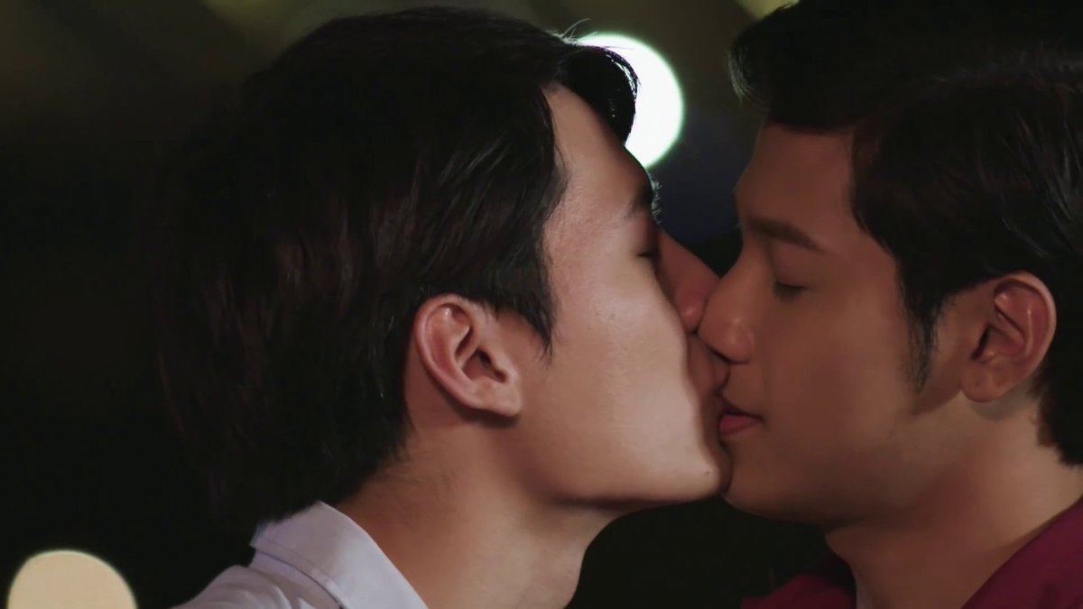 One of my personal favorite examples of their Good Chemistry is the last kiss in SOTUS S, where Krist and Singto individually decided to add a casual peck after The Kiss. Because they trust each other enough to experiment on the fly like that, we get a sweet, authentic kiss.