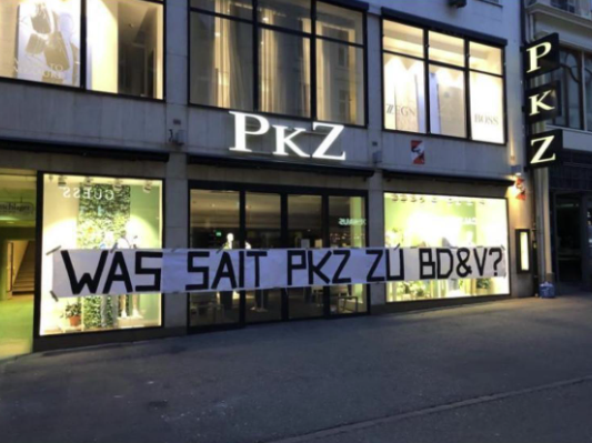 Chicken3gg's tweet photo. Was sagen die Sponsoren zu #BDV BD&V (Basel Dream & Vision AG aka Bernhard #Burgener)?
#BiderTanner #Gasparini @vwschweiz #PKZ
#rotblaulive #DragAlong #Degen #TeamDegen https://t.co/Ve4fRCjGJw