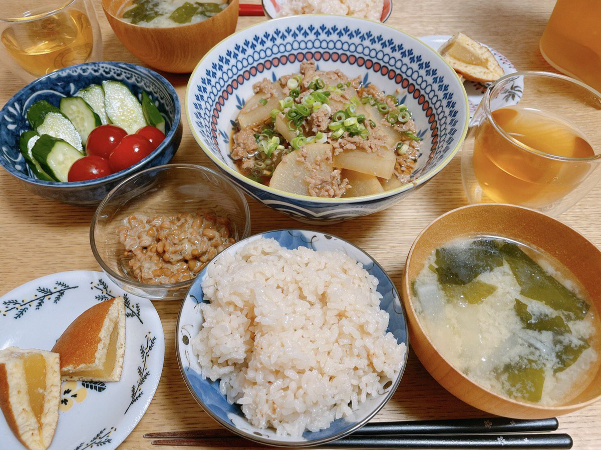 がぜる えりずきっちん カニ缶炊き込みご飯 大根のそぼろ煮 漬物 レモン風味生姜焼き がぜる えりずきっちん カニ缶炊き込みご飯 大根のそぼろ煮 漬物 レモン風味生姜焼き