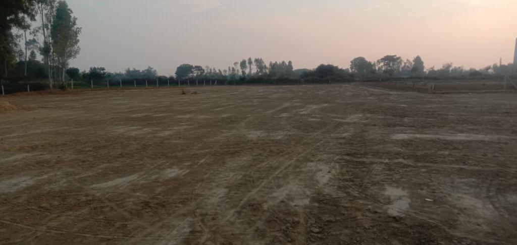 prathaminfra's tweet photo. #Golden opportunity to invest in residential property on #Lucknow-Sultanpur highway,
Near Gangaganj market-instant possession.
#Plots Rate-450/-sqft
#Hurry up!!
Contact on the mobile numbers given below, you can  book your plot with #online payments service.
7080211199
9838001210 https://t.co/cPyBcb5zdF