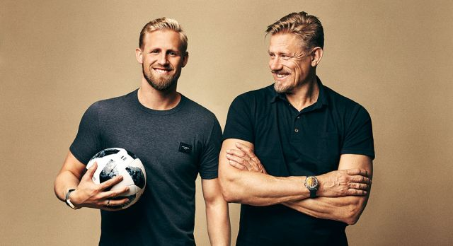 OfficialStatMan's tweet image. Kasper Schmeichel has saved more penalties in Old Trafford than his father Peter Schmeichel, who played for Manchester United for eight years.