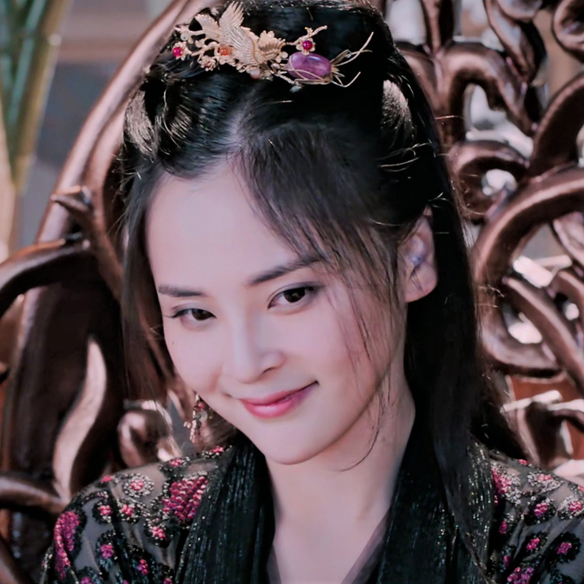 Rounding out the Qishan contingent is Wang Lingjiao, aka Jiaojiao, Wen Chao's mistress. She's cruel, vain, petty and just the absolute worst.