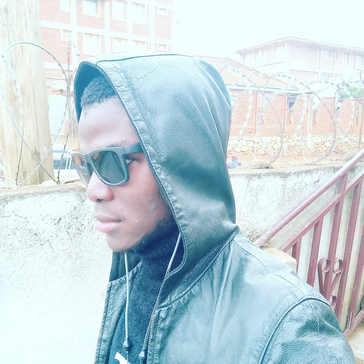 Treepack2's tweet photo. #NouvellePhotoDeProfil https://t.co/mrFoHXHUIz