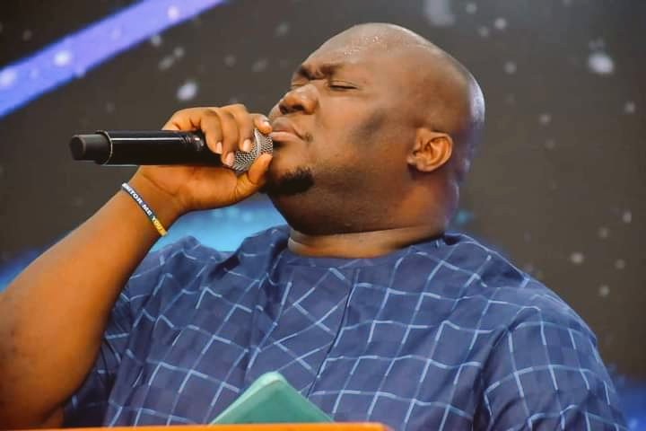 Happy born day to a son in whom I am well pleased..(DR FIDELIS AYEMOBA)
May all that are incensed against you be ashamed and confounded(Isaiah 41.11).
To all the ofm churches that you supritend(Ofm western region-Nigeria and USA) God bless them.
Sons like you are a gift.