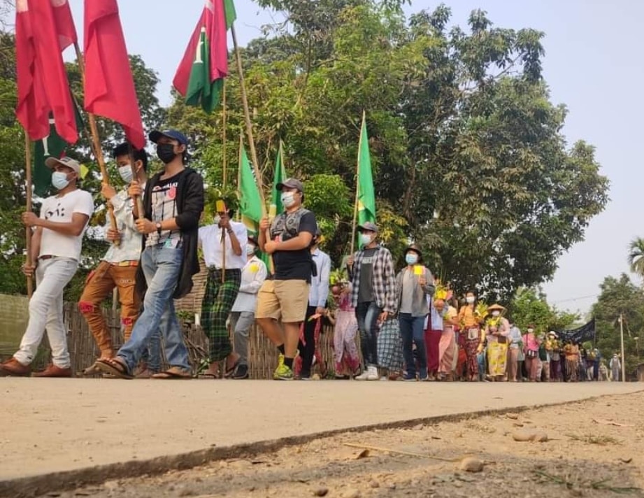Namatee is in action.
Source _ Khit Thit Media

#WhatsHappeningInMyanmar 
#Apr13Coup