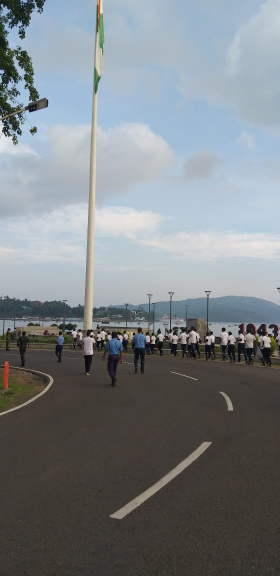 NishaPr72201655's tweet photo. A plog run by 1 A & N Indep Inf Coy NCC start from Historical Flag Point, where Netaji Hoisted The Tricolour Flag First time on free India soil on 30th Dec 1943. #Plog_Run #NCC_against_littering#Netaji@75_Indian Independence @PMOIndia @HQ_DG_NCC @NCCDte_TNPAN https://t.co/vDrIkKXhmc