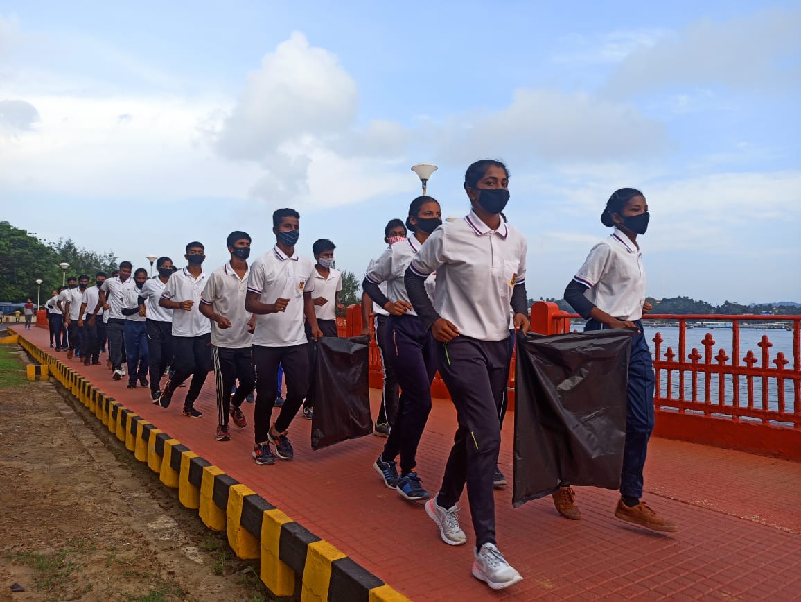 NishaPr72201655's tweet photo. A plog run by 1 A & N Indep Inf Coy NCC start from Historical Flag Point, where Netaji Hoisted The Tricolour Flag First time on free India soil on 30th Dec 1943. #Plog_Run #NCC_against_littering#Netaji@75_Indian Independence @PMOIndia @HQ_DG_NCC @NCCDte_TNPAN https://t.co/vDrIkKXhmc