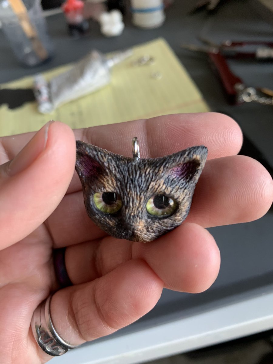 jblossomart's tweet photo. I use my art to help save up for top surgery, name/gender change, and my wedding. Also feel free to message with any questions or customs! Multi-skilled with multimedia! https://t.co/Dt73cQ8wOn