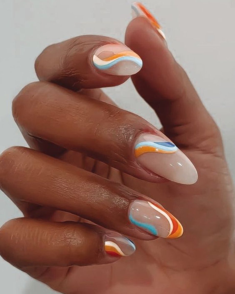 EstiloVasesoria's tweet photo. Os animáis a ponerle un toque de color y diseño a vuestras uñas ? Las manicuras con detalles abstractos o geométricos son pura tendencia 💅
#nailart #manicure #freshnails #inspiration #manicura https://t.co/fCpPIxBvCT
