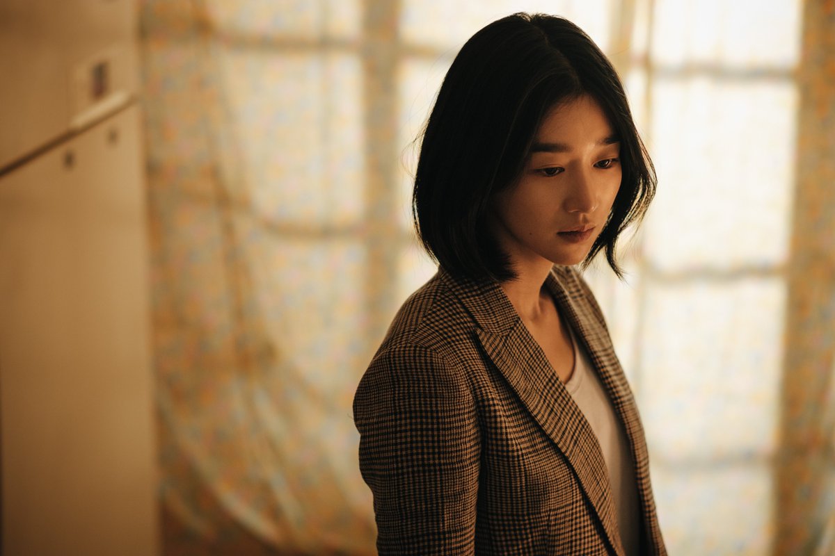 tailorcontents's tweet photo. 서예지, OCN <아일랜드> 출연 불발. 동명의 웹툰이 원작으로, 제주도에 숨겨진 비밀을 파헤치는 이야기를 그리는 드라마. 서예지는 대한그룹 회장의 외동딸인 원미호 역을 맡는 것으로 알려져 있었습니다. 
https://t.co/grhy29mRGK https://t.co/RaMtdiTGUK