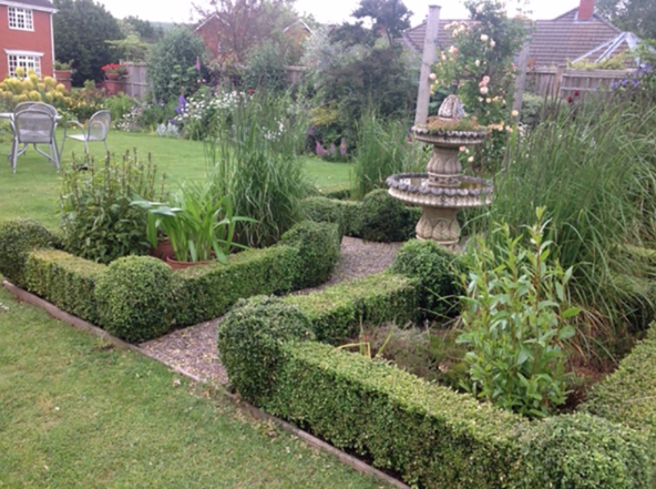 Revilo is open this Saturday &amp; Sunday (17th/18th April) and is a lovely flower arranger's garden. Pre-booking is required, that and more info can be found here ngs.org.uk/view-garden/35…