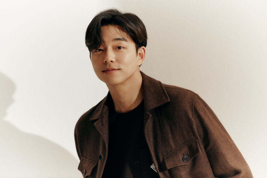 soompi's tweet photo. #GongYoo Discusses His Film “#Seobok,” What His Co-Star #ParkBoGum Is Like, And More
https://t.co/RltCQXyGNF https://t.co/I8kZcfvlW1