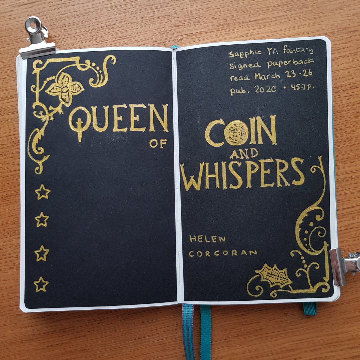 _verfeling's tweet image. Read &apos;Queen of Coin and Whispers&apos; last month but hadn&apos;t managed to draw it yet :)
It&apos;s sapphic YA fantasy about a newly crowned queen and her spymaster. The signed version I ordered took like 2 months to get here but it&apos;s so pretty 😍