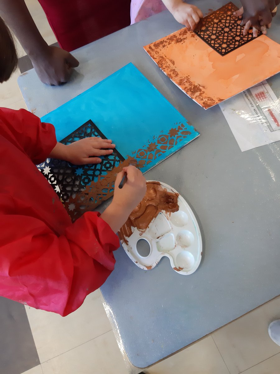 CieDebrouille's tweet photo. [#Atelierenfants]

Voici en images, ce que les #enfants ont réalisé lors de leur deuxième séance pour le #projetAfrica2020 ayant eu lieu le 30 mars. https://t.co/IDQu6s4WN7