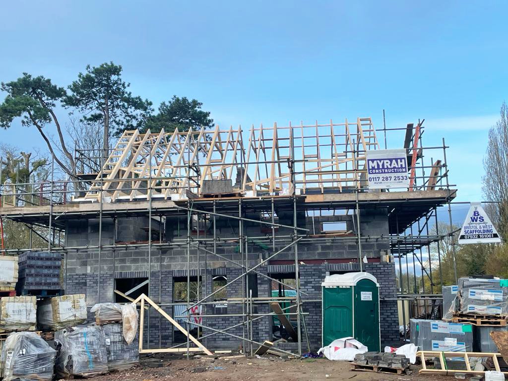 MyrahConstruct's tweet image. CLEEVE RESIDENTIAL PROJECT UPDATE 
@MyrahConstruct

Roof trusses completed on plots 8 &amp;amp; 9.

Myrah Construction are one of Bristol's leading residential &amp;amp; commercial development specialists. Call us on 0117 2872533.

#bristol #construction #development