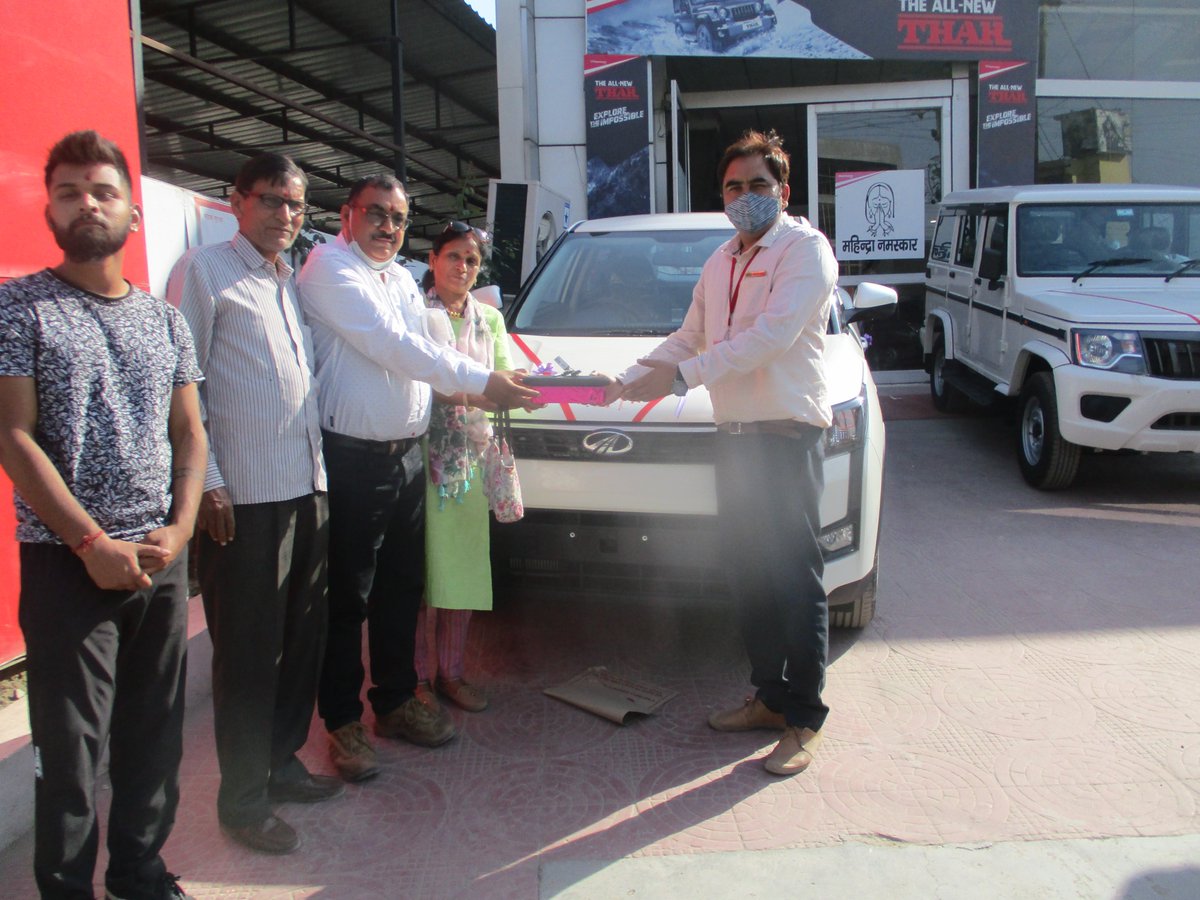 PremierPvt's tweet photo. Heartiest CONGRATULATIONS! 
To OM PRAKESH RATURI  for Purchasing New #MAHINDRA # XUV300
WELCOME to our # DEHRADUN PREMIER MOTORS family. https://t.co/mf3f6hIi7i