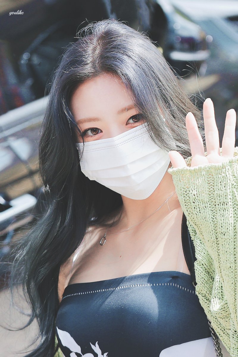 𝐲𝐨𝐮𝐥𝐢𝐤𝐞 tweet media