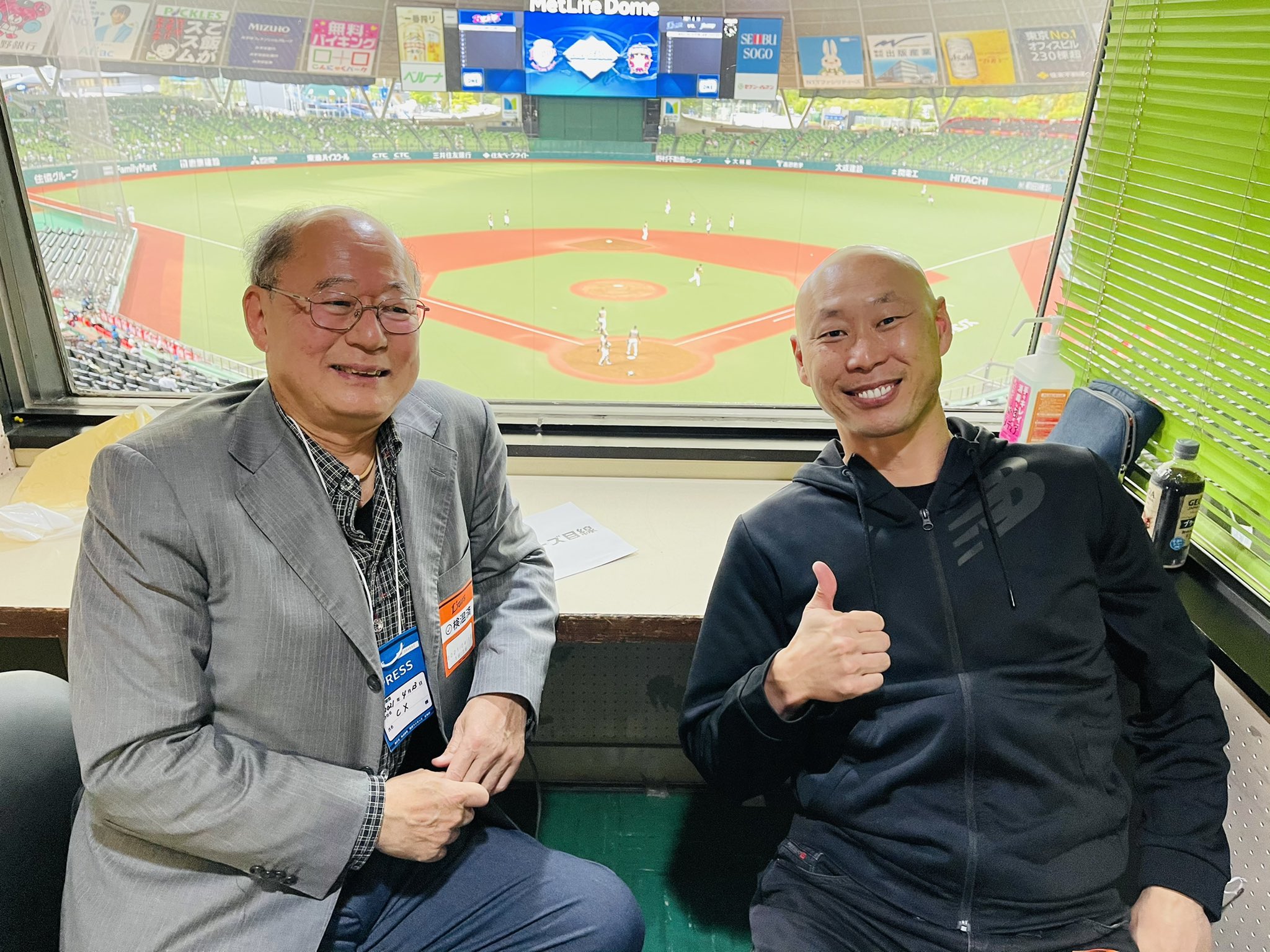 ファイターズ on GAORA SPORTS on X: 【ファイターズ応援実況】  フジテレビTWOにて、午後5:35から生中継！副音声ではファイターズお馴染みの実況解説陣でお届けします！ 埼玉西武×北海道日本ハム 〔副音声〕  解説：森本稀哲、実況：結城哲郎 #lovefighters #lions ...