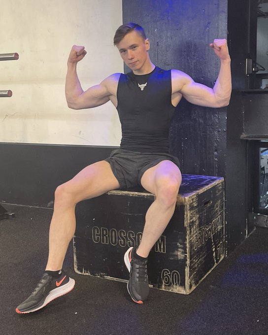 1 pic. ??? https://t.co/VyWfIBqMUd