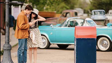 VaderJaws's tweet photo. 🎞#Bales2021FilmChallenge🎞
🍿#LeonaroDiCaprioEdition🍿
🐣
🗓1️⃣2️⃣ Filmed in Colorado
🐣
📝⤵️#3degreesOfTheGreatGatsby🍸
#TheGreatGatsby Tobey Maguire⤵️
#Pleasantville Paul Walker⤵️
#IntoTheBlue Jessica Alba⤵️
🎥🎬 #DearEleanor (2016)
📝 Produced by Leo’s
#AppianWayProductions https://t.co/XjMZkaCa5O
