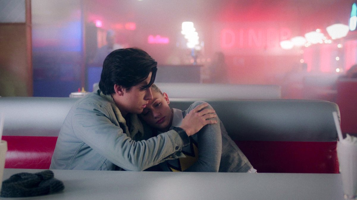 bugheadfiles's tweet image. happy 4 years to this scene 🥺 #riverdale