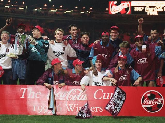 8. Aston Villa (24 years, 9 months, 12 days) Last major trophy: League Cup, Sunday, March 24, 1996