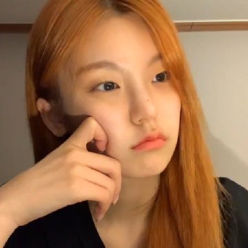 She thinks in pouty language  #ITZY  #있지  #YEJI