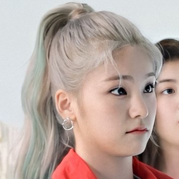 she waits for the game's results in pout  #ITZY  #있지  #YEJI  #예지