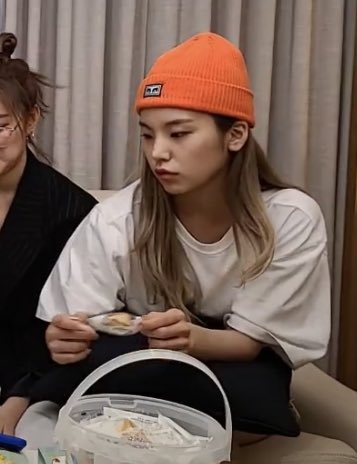 she even talks in pout  #ITZY  #있지  #YEJI  #예지